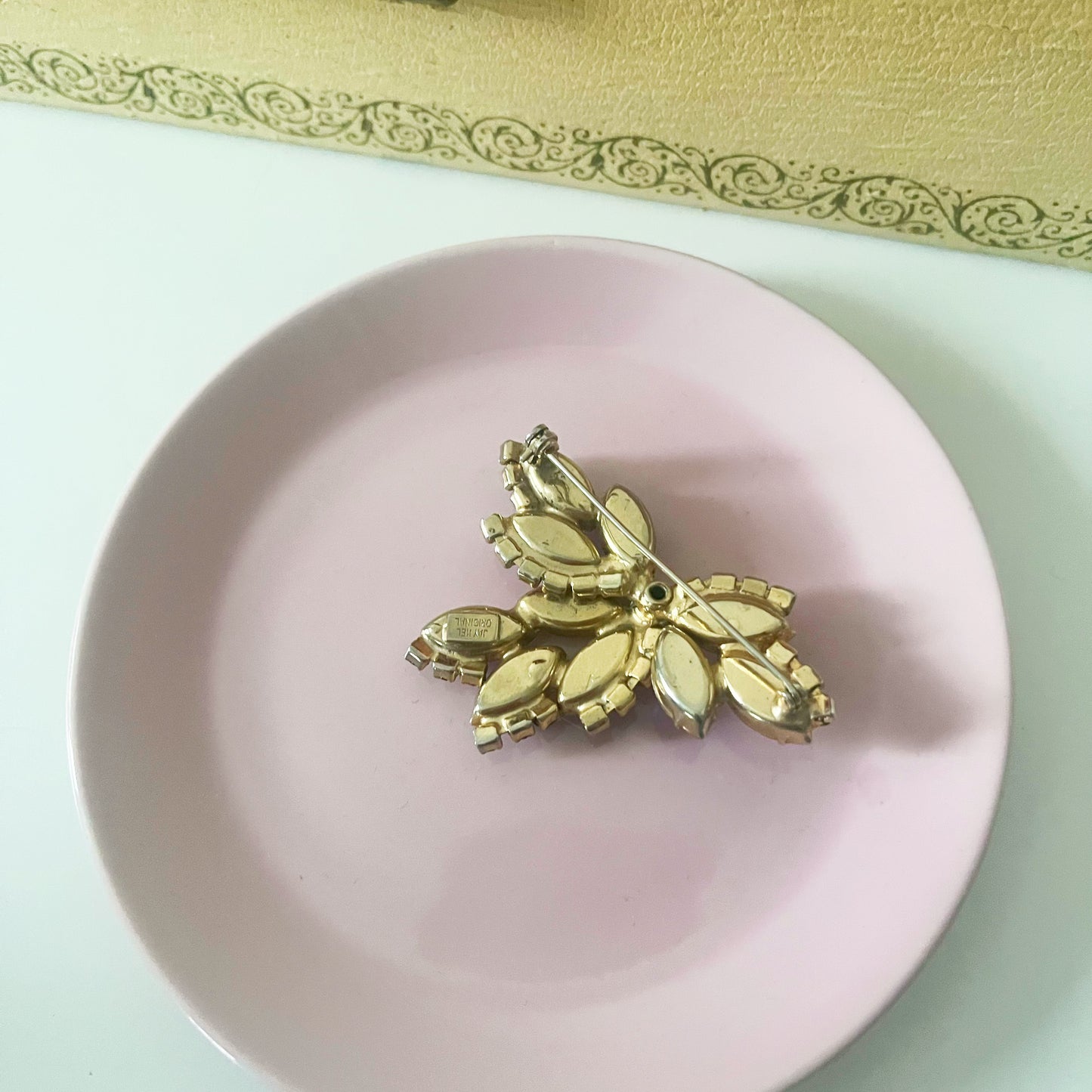 Vintage 1950s Jay Kel Signed Brooch