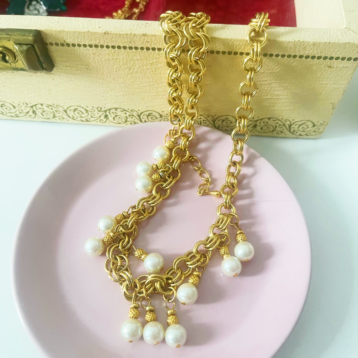 Vintage 1970s Style Pearl Necklace